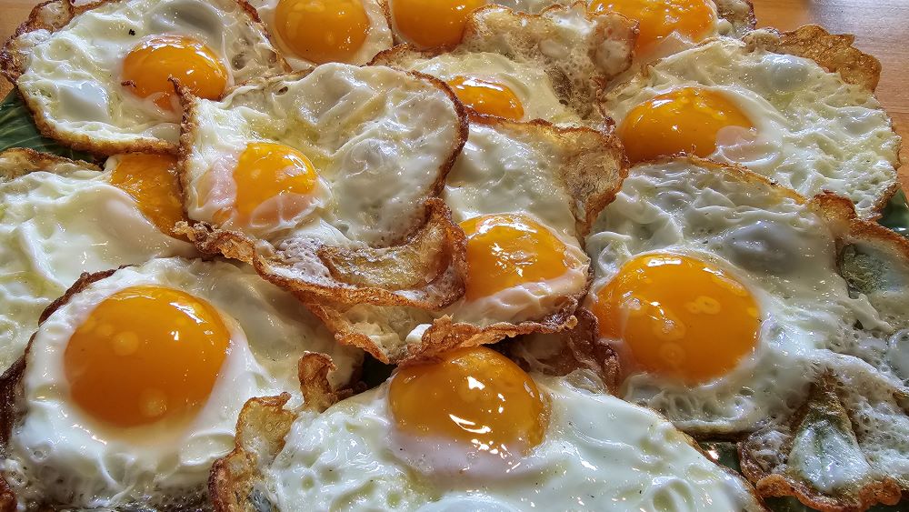 https://www.edelalon.com/blog/wp-content/uploads/2023/07/sunnyside-up-eggsf-crust.jpg